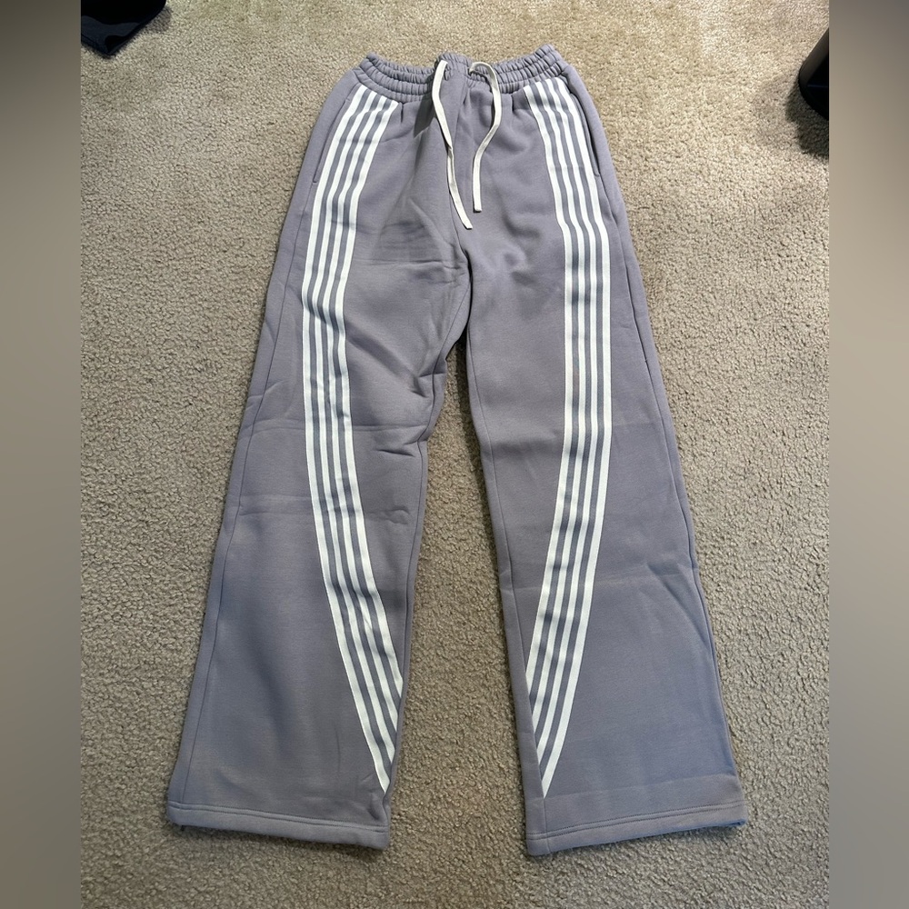 NWT Baggy Racer Stripe Grey Bottoms